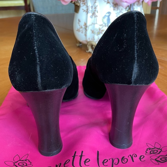 Nanette Lepore Suede Pumps - Never Worn - Picture 5 of 9
